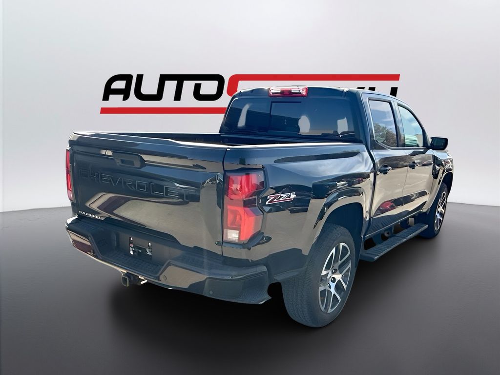 Used 2024 Black Chevrolet Z71 image 8