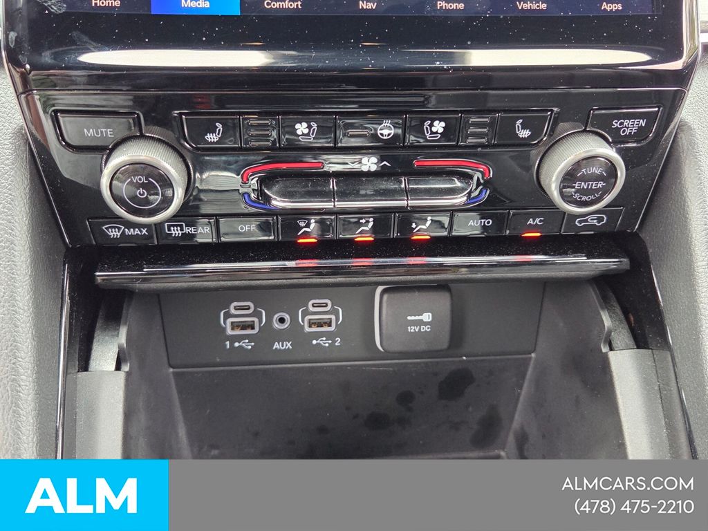 Used 2023 White Jeep Overland 4xe image 24