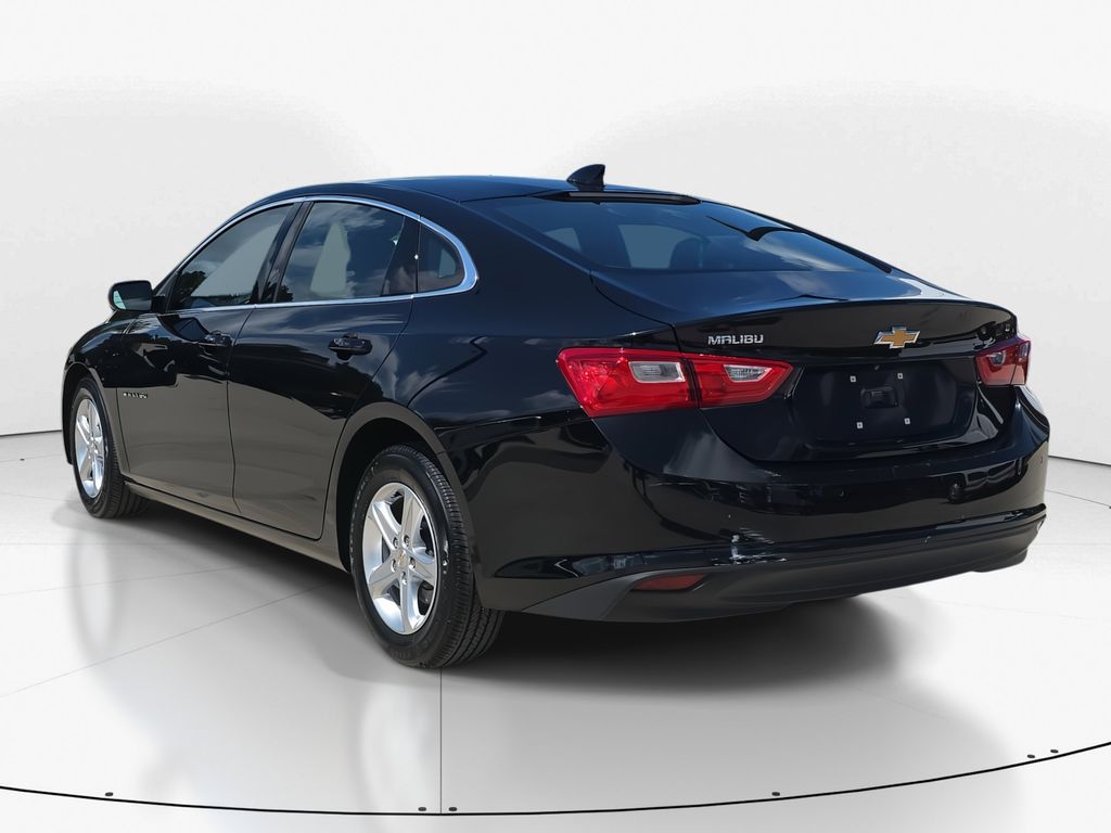 2024 Mosaic Black Metallic Chevrolet Malibu LT FWD Sedan