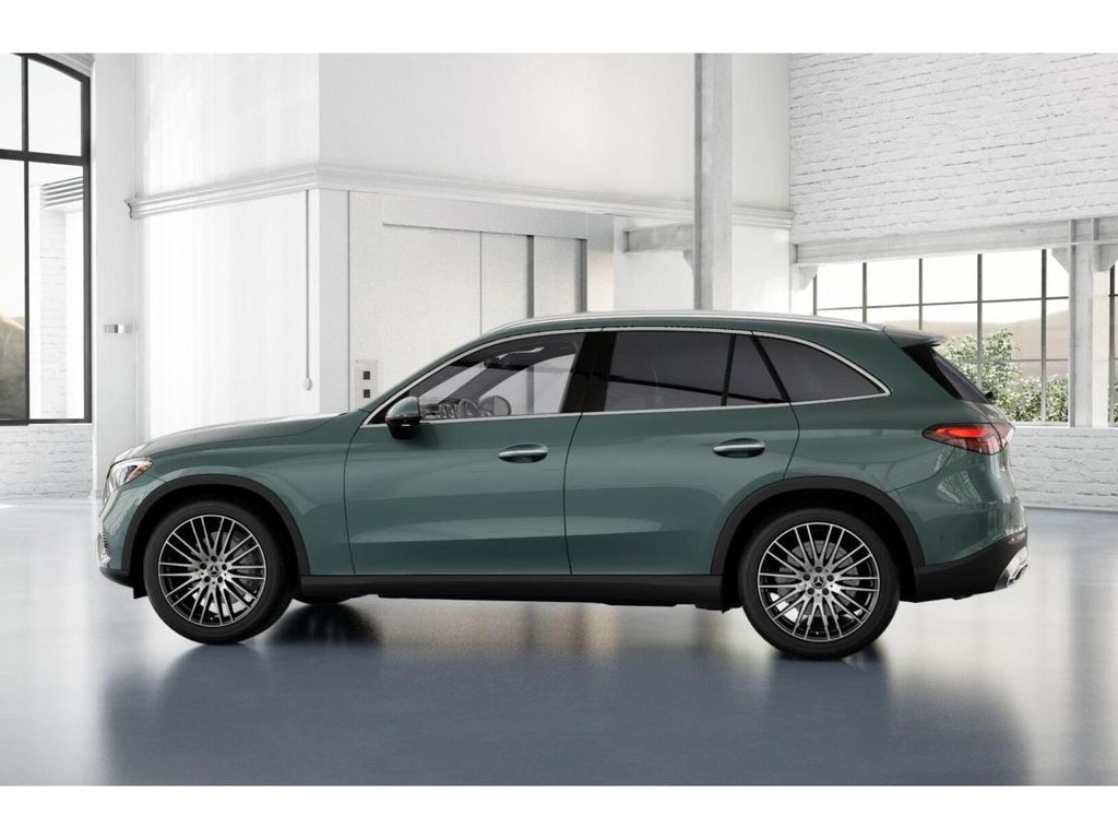 New 2026 Silver Mercedes-Benz GLC 300 image 33