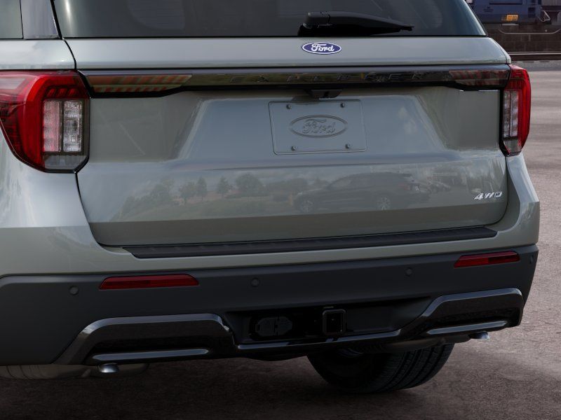 New 2027 White Ford 4DR 4WD ST-LINE image 23
