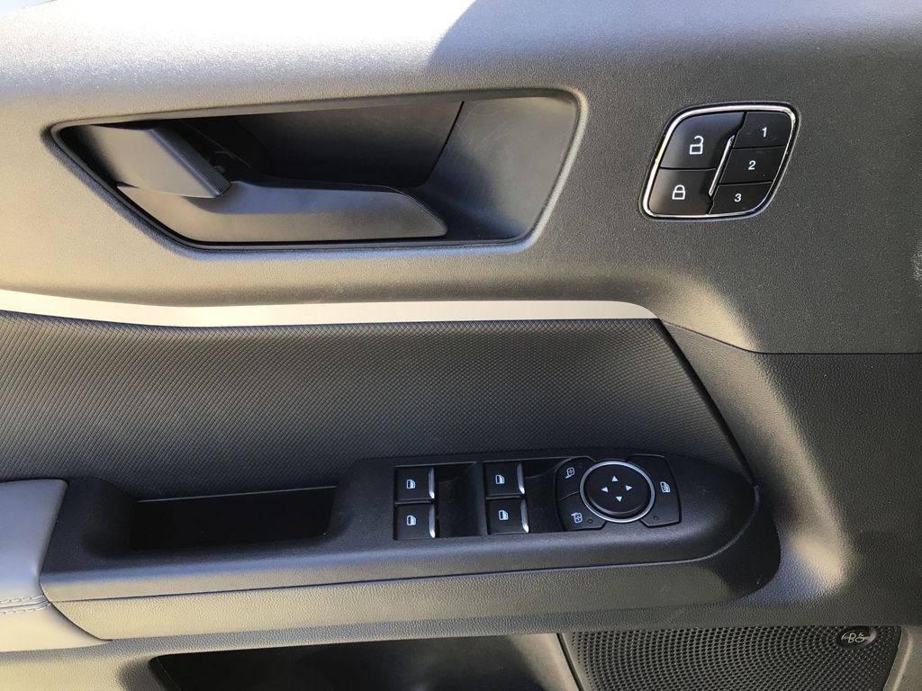 Certified Used 2025 Beige Ford Badlands image 16