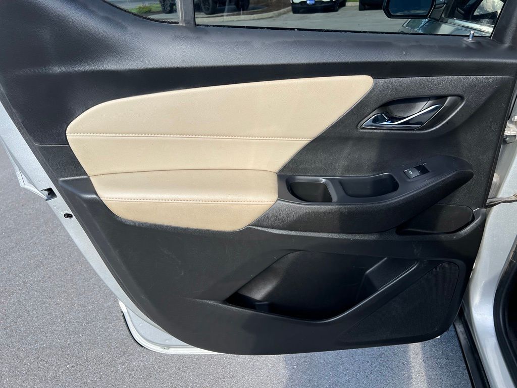 Used 2022 Chevrolet Traverse SUV