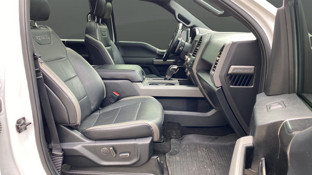 Used 2018 Oxford White Ford Raptor image 23