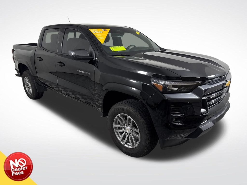 Black 2025 Chevrolet Colorado Pickup Truck Four-Wheel Drive 8-Speed Automatic