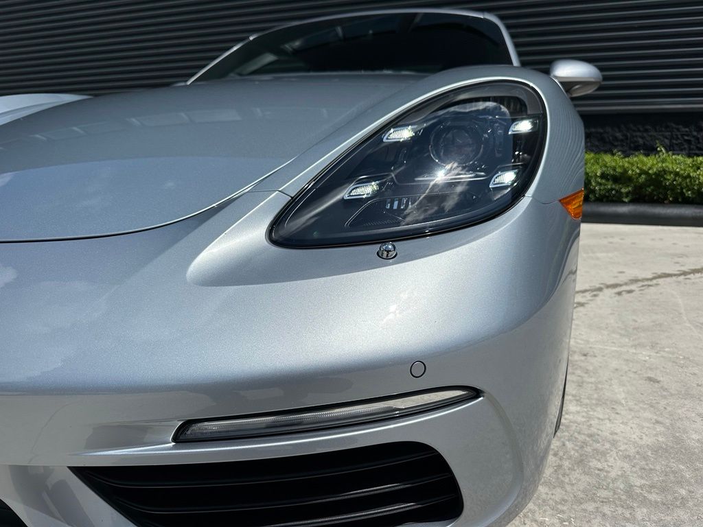 Thumbnail: 2022 Porsche 718 Cayman - 9
