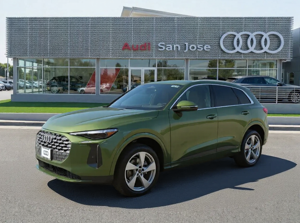 Thumbnail: 2025 Audi Q5 - 1