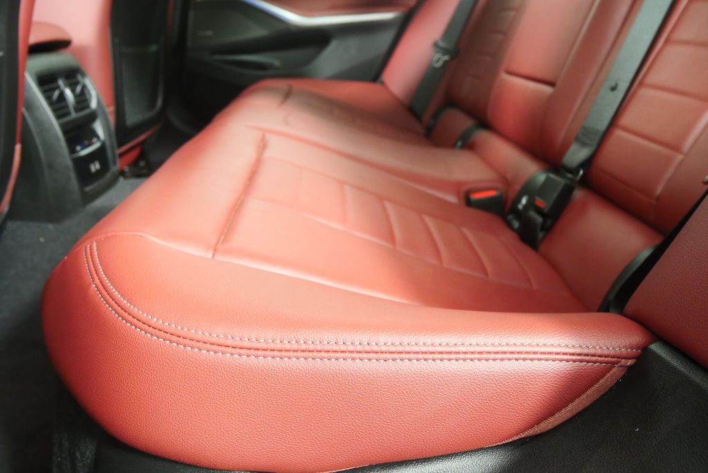 Thumbnail: 2023 BMW 3 Series - 15