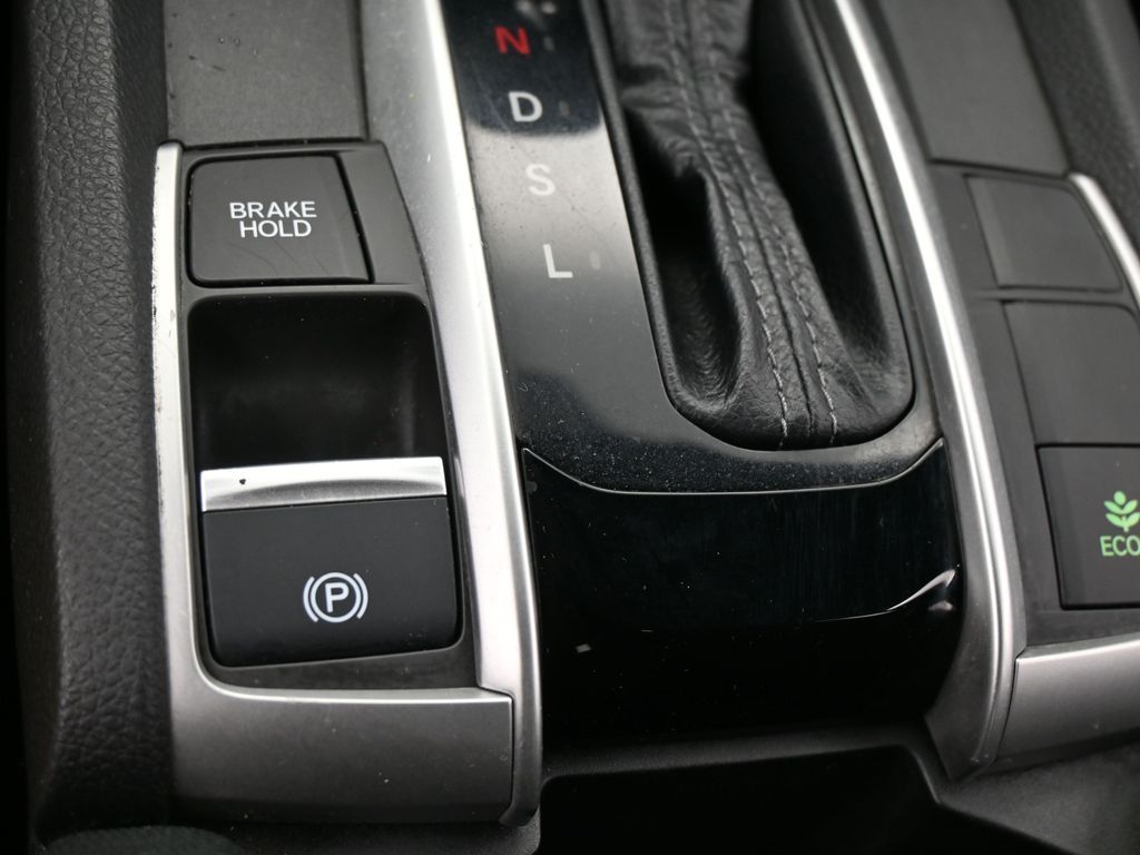 Used 2018 Silver Metallic Honda EX-T image 17