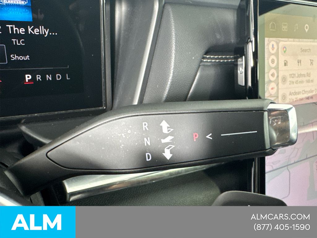 Used 2026 Silver GMC Elevation image 35