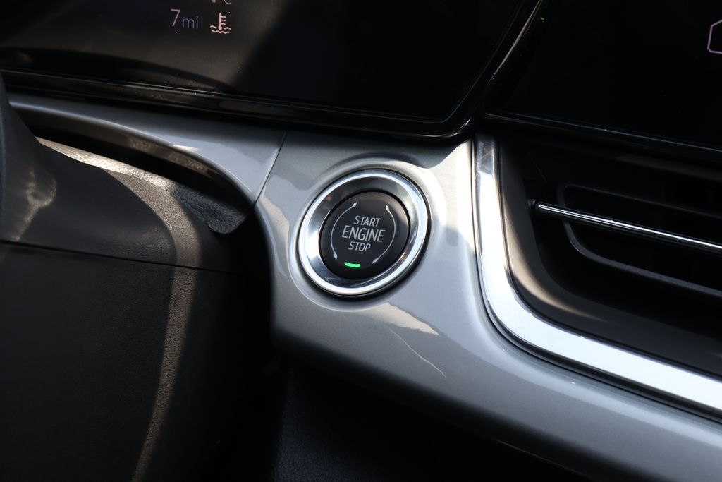 2025 Chevrolet Trax LT 30