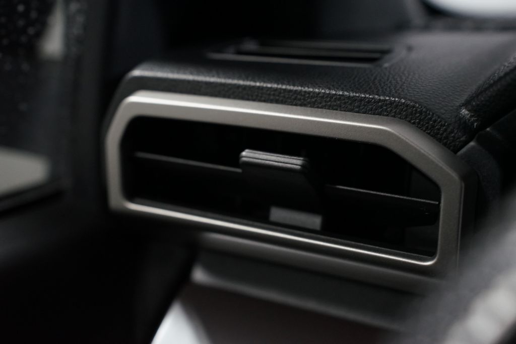 Thumbnail: 2024 Toyota Tacoma - 26