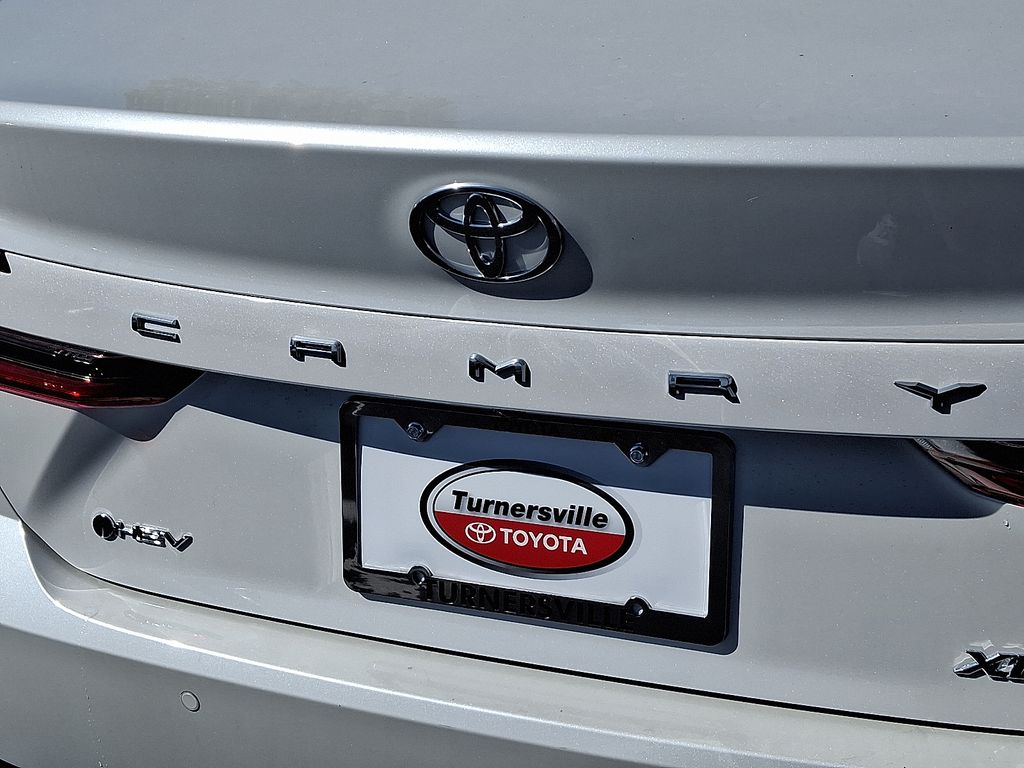 Thumbnail: 2025 Toyota Camry - 31