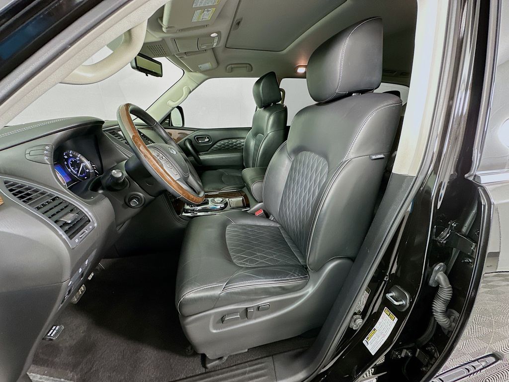 Thumbnail: 2019 INFINITI QX80 - 21