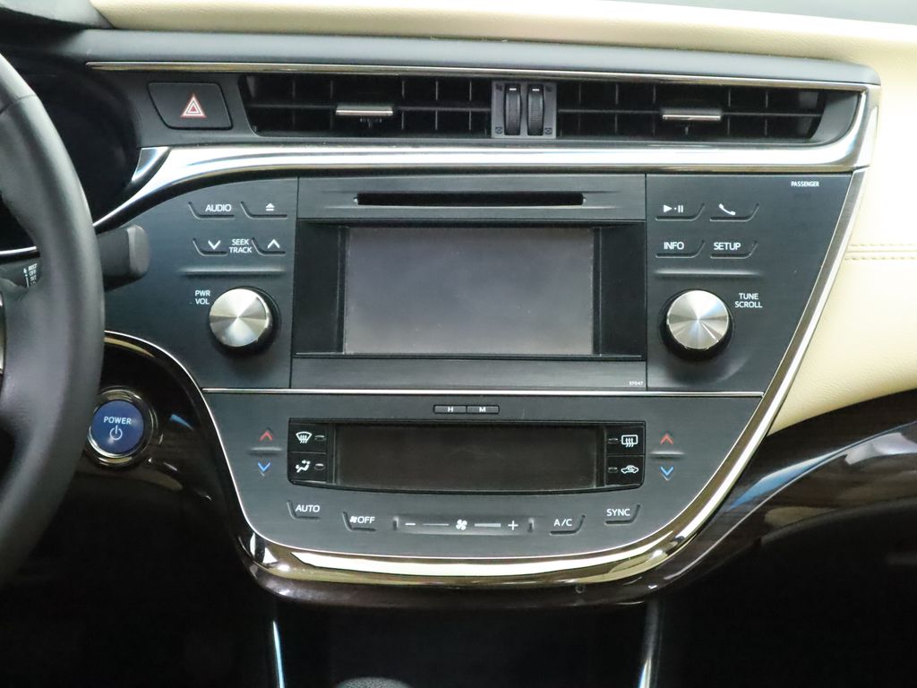 2014 Toyota Avalon XLE 14