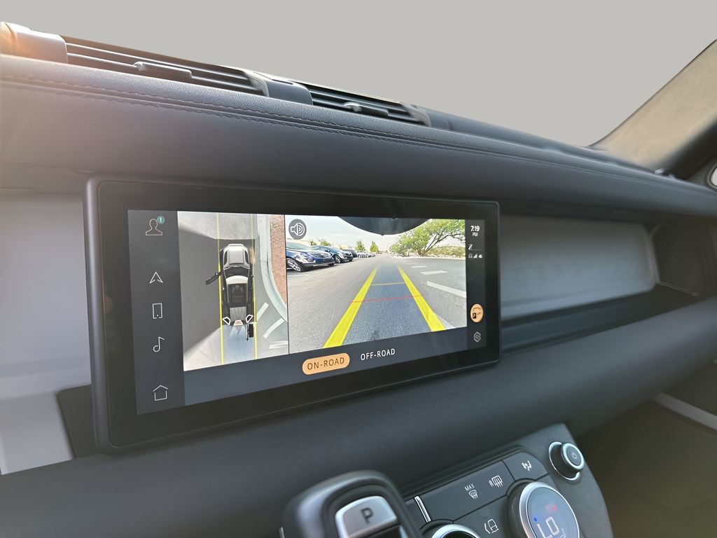 Used Car 2023 Land Rover Defender 110  Se For Sale Under $60,000 In Austin, Texas