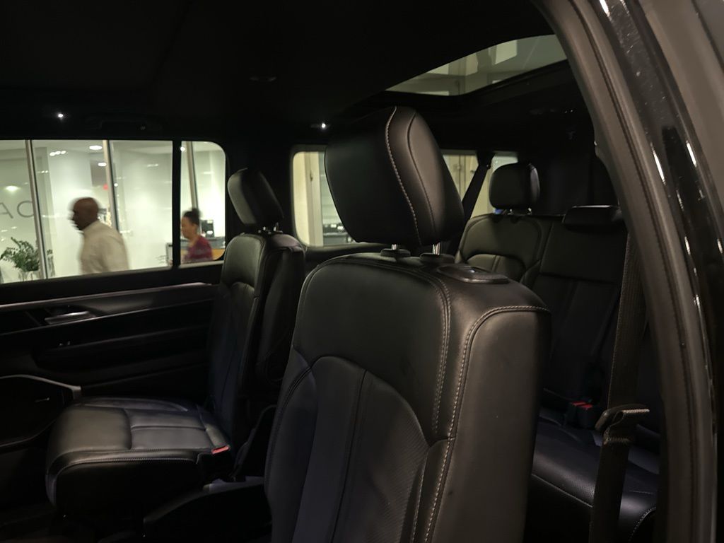 Used Car 2024 Jeep Wagoneer L  Series Ii For Sale Under $60,000 In Austin, Texas