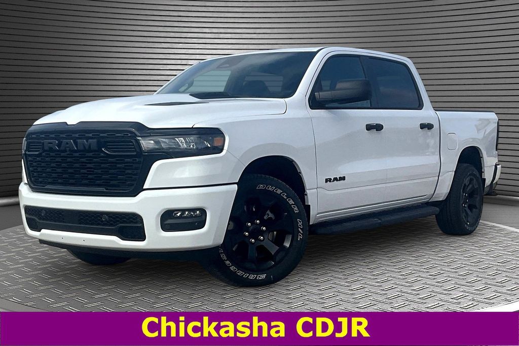 2026 RAM 1500 Express Crew Cab 4WD