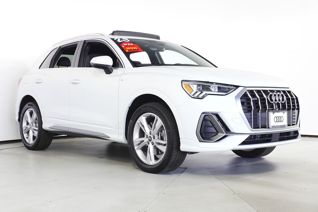 Thumbnail: 2023 Audi Q3 - 4