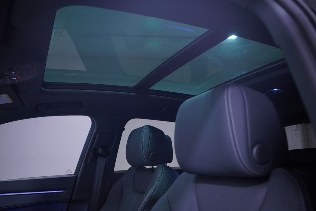 Thumbnail: 2022 Audi Q3 - 8
