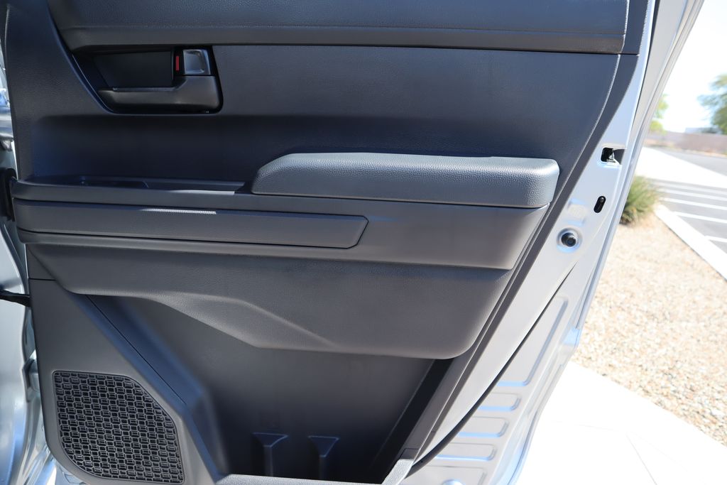 Thumbnail: 2025 Toyota Tacoma - 25