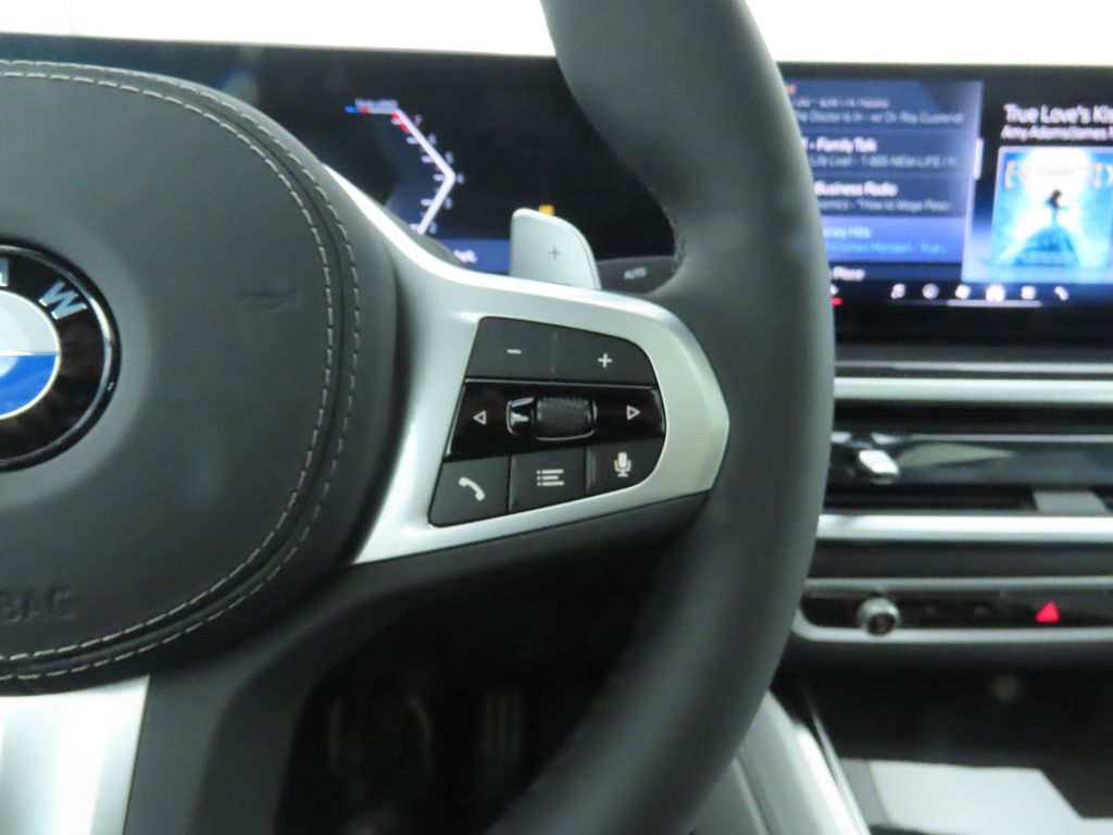 Thumbnail: 2026 BMW X6 - 12