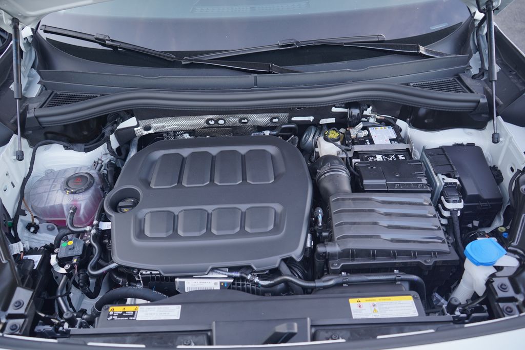 Thumbnail: 2025 Volkswagen Tiguan - 12