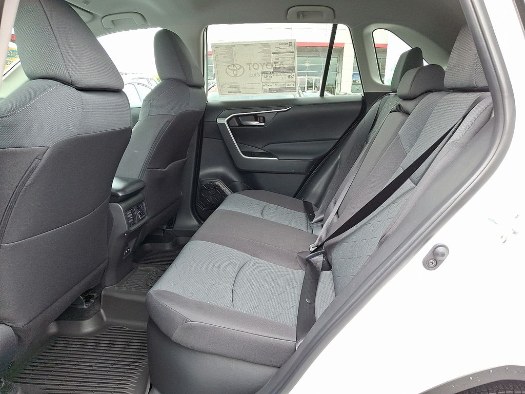 Thumbnail: 2025 Toyota RAV4 - 10