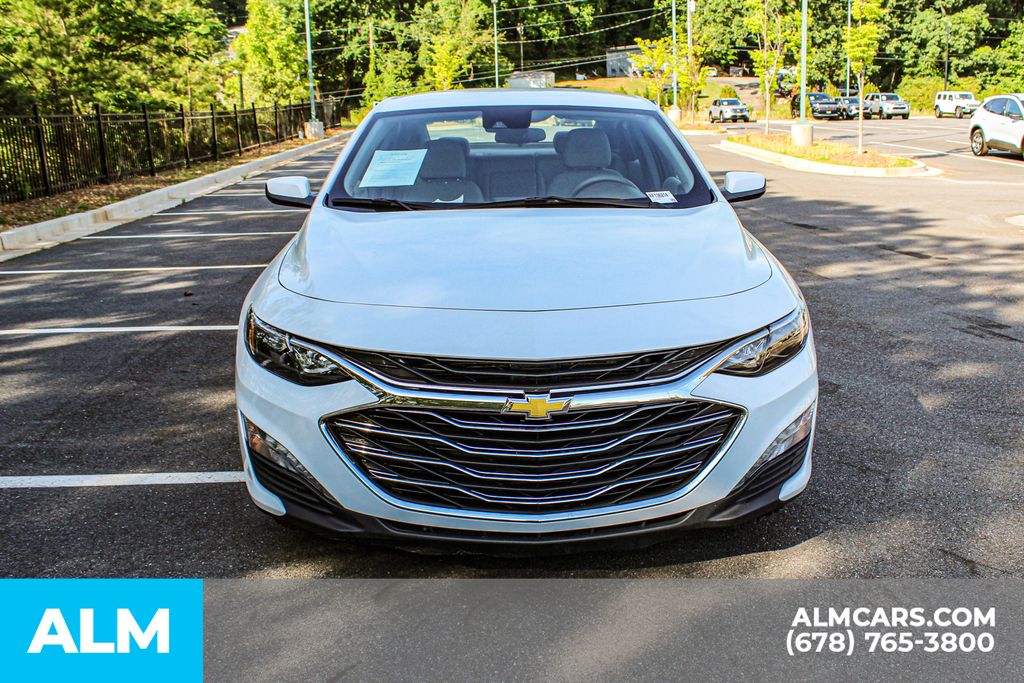 Used 2024 White Chevrolet LT image 9