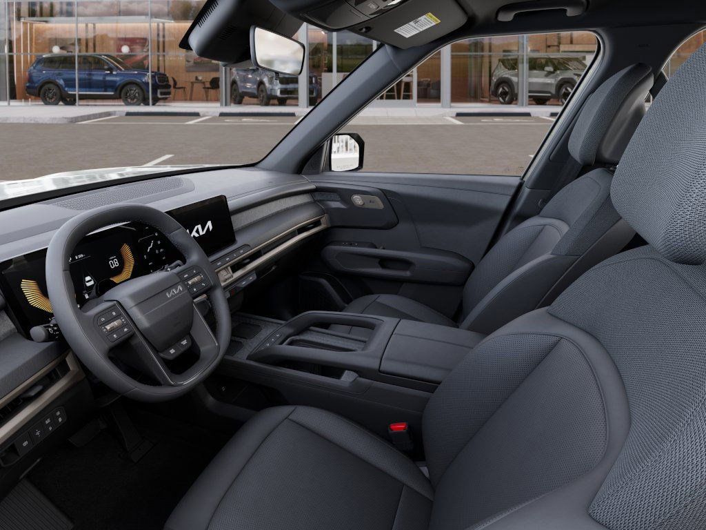 New 2027 Ivory Silver Kia S image 17