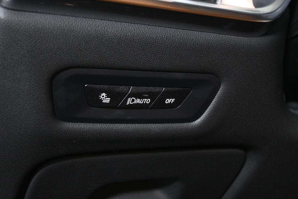 Thumbnail: 2026 BMW X5 - 26