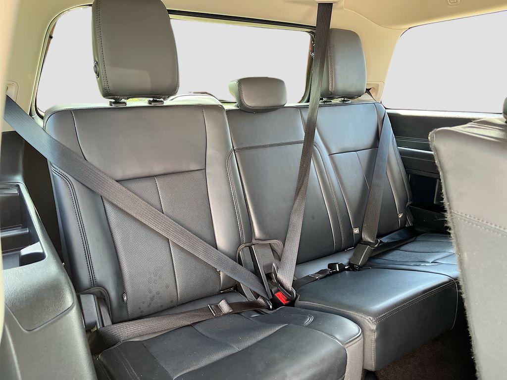 Used 2023 White Ford XLT image 28