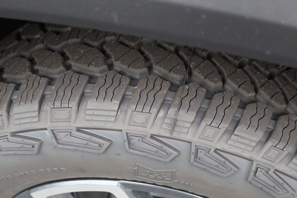 Thumbnail: 2026 Chevrolet Equinox - 6