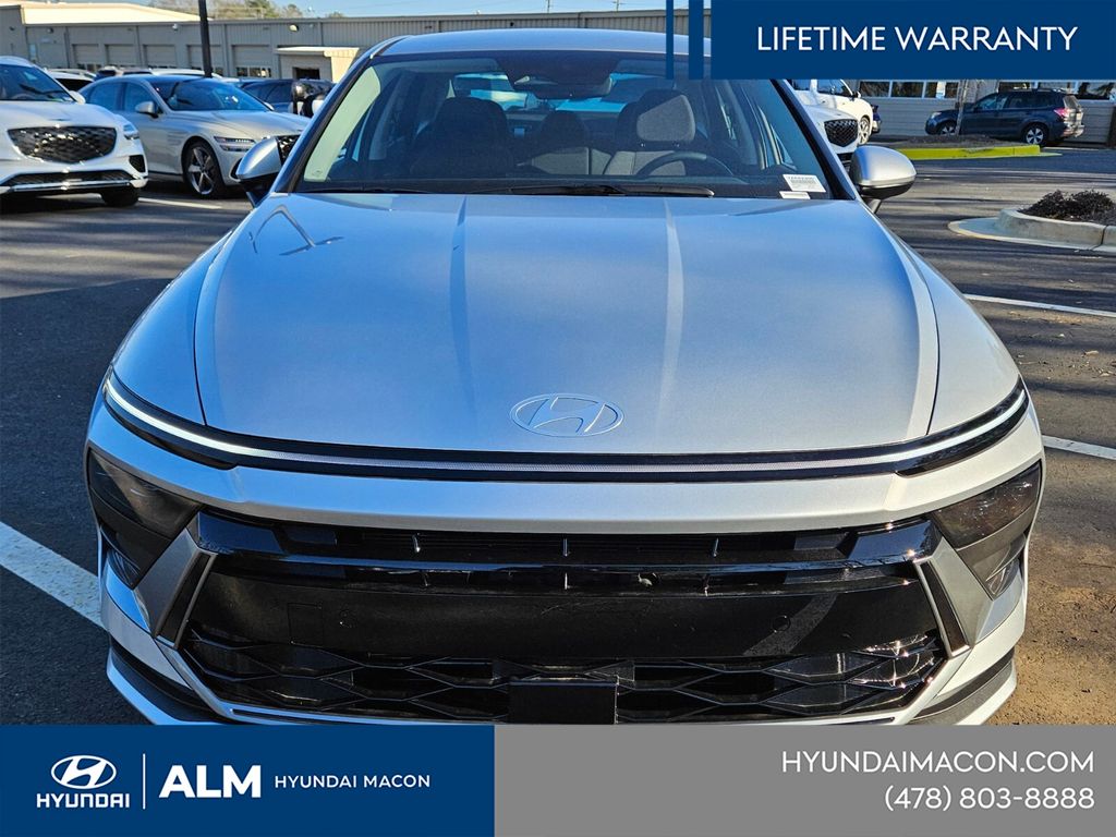 New 2026 Silver HYUNDAI SE image 19
