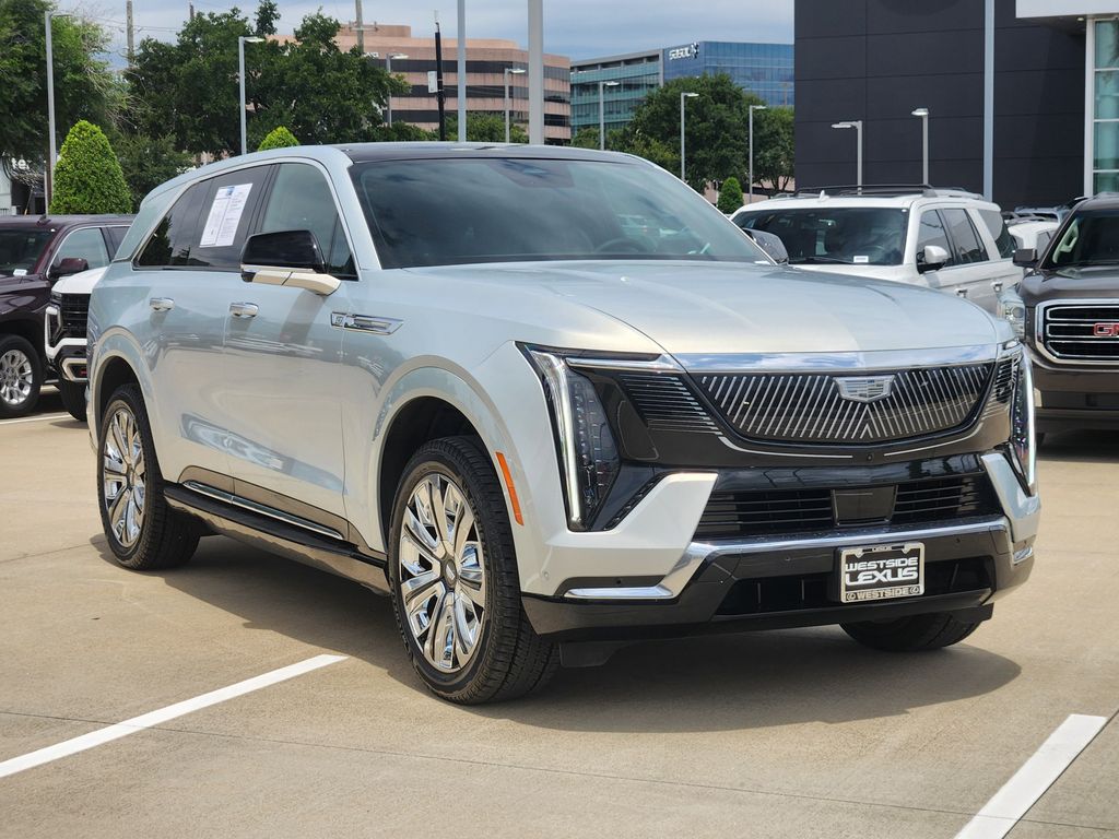 2025 Cadillac Escalade IQ Luxury 1 - 2