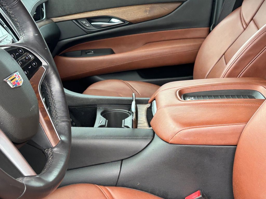 Used Car 2020 Cadillac Escalade  Luxury For Sale Under $40,000 In Austin, Texas
