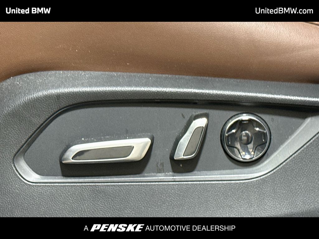 Thumbnail: 2022 Acura MDX - 4