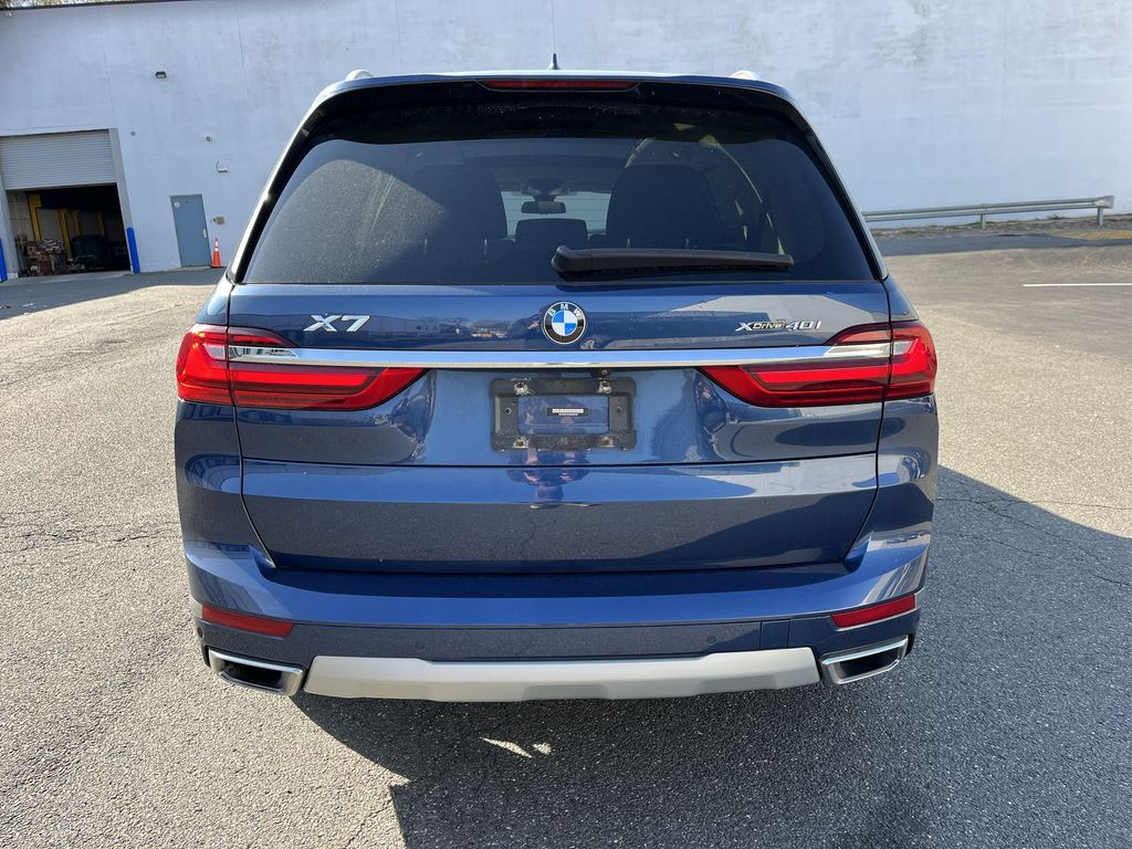 Thumbnail: 2022 BMW X7 - 13