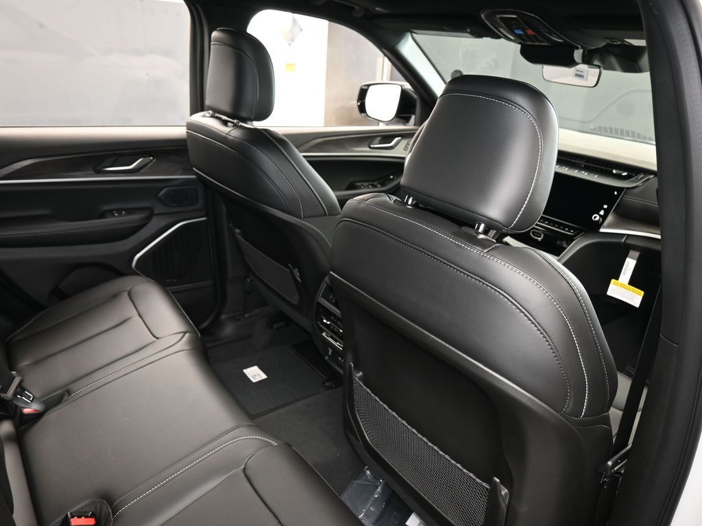 New 2026 Bright White Clearcoat Jeep Limited image 39