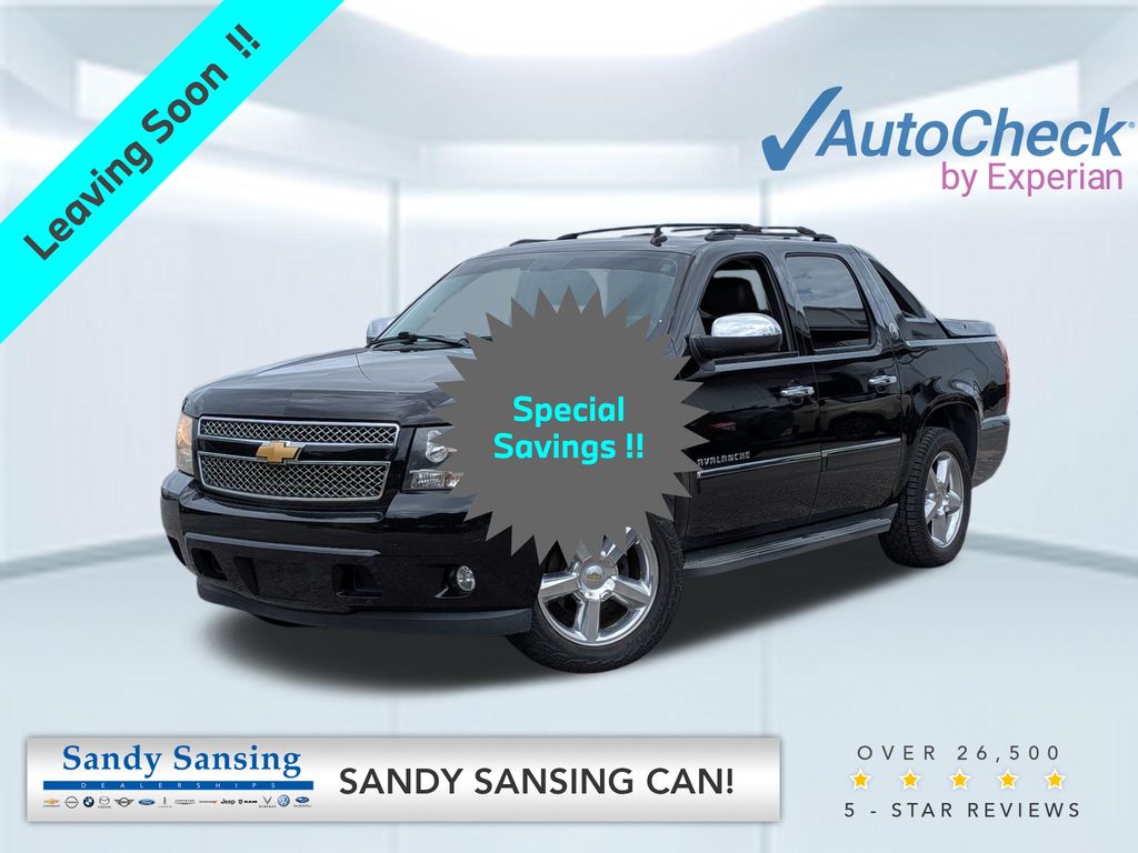 2013 Chevrolet Avalanche LTZ Black Diamond Edition RWD