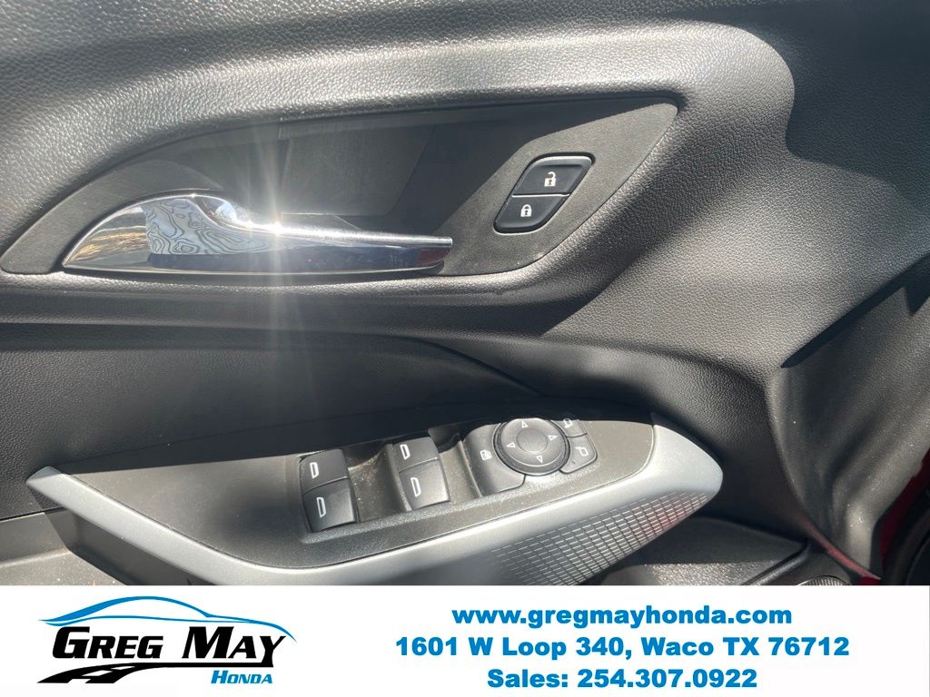 2025 Chevrolet Trax LS - 10