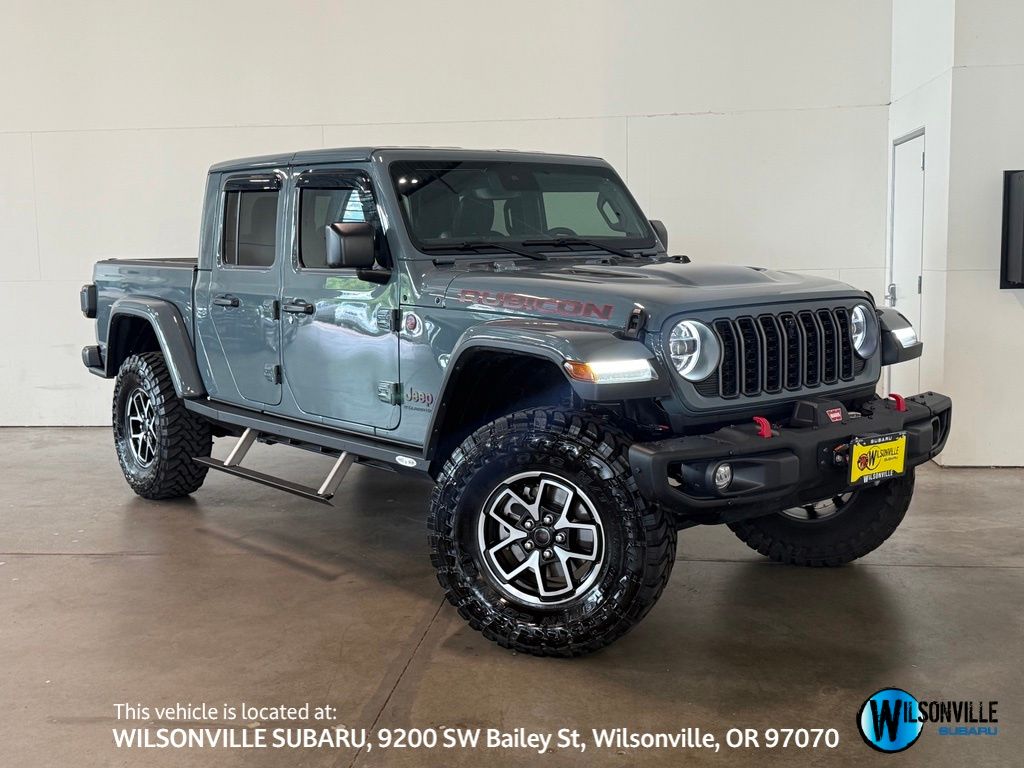 Anvil Clear Coat 2024 Jeep Gladiator Pickup Truck Four-Wheel Drive 8-Speed Automatic