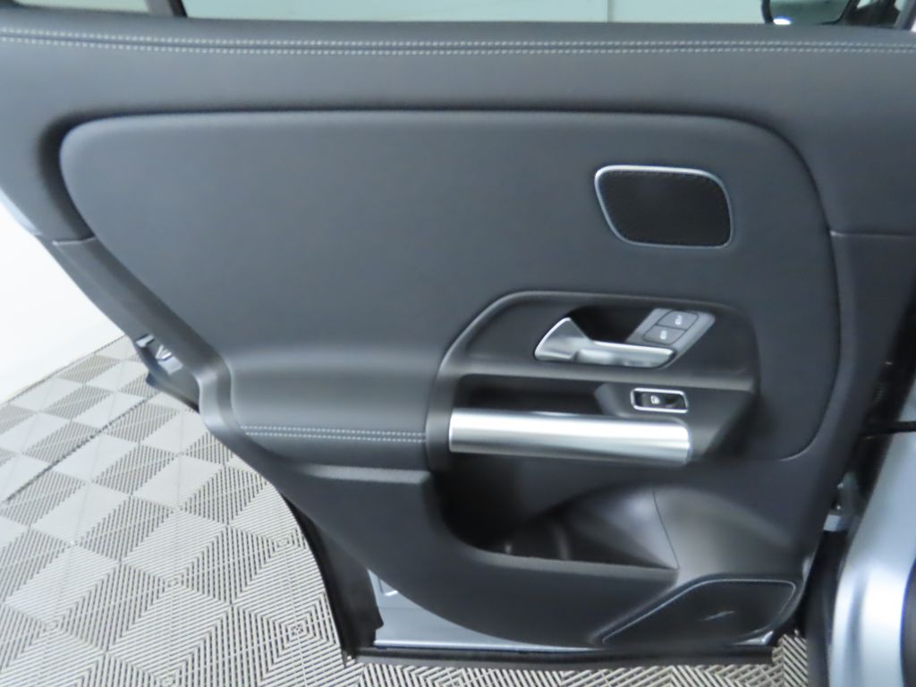 Thumbnail: 2026 Mercedes-Benz GLA - 27