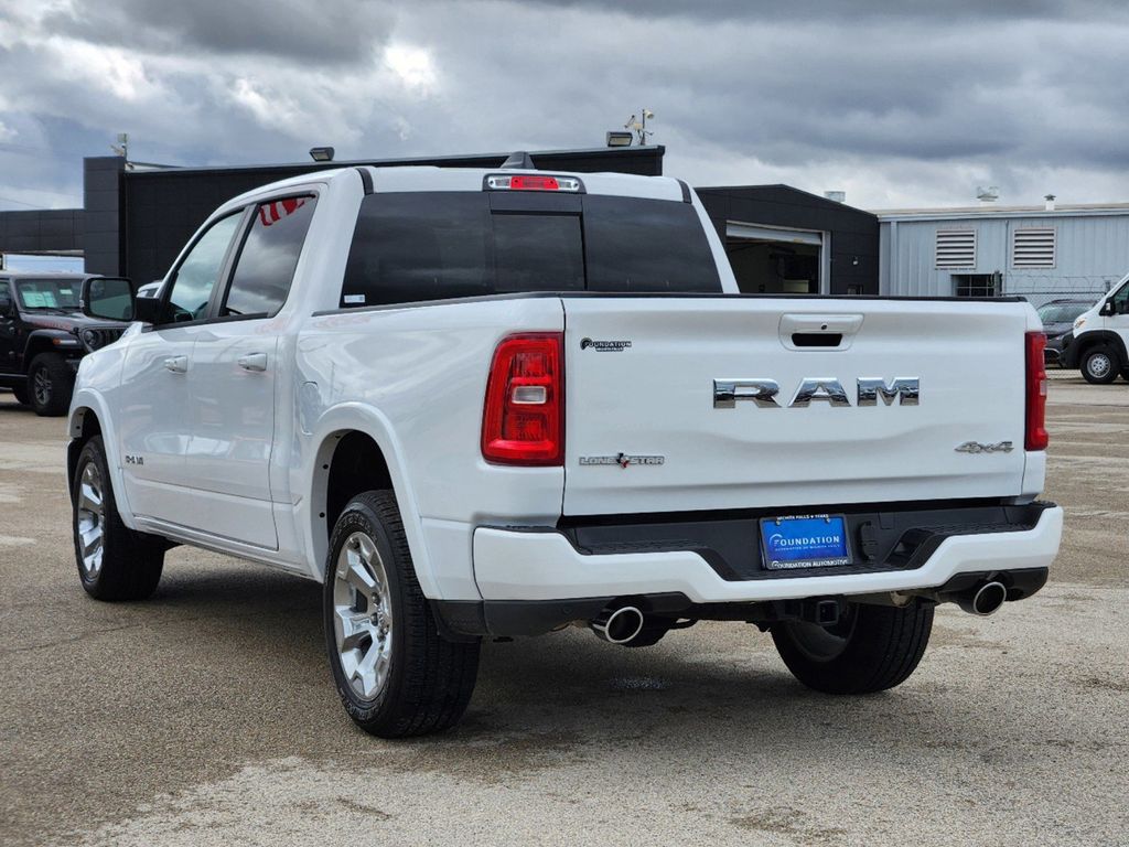 2025 Ram 1500 Big Horn/Lone Star 3