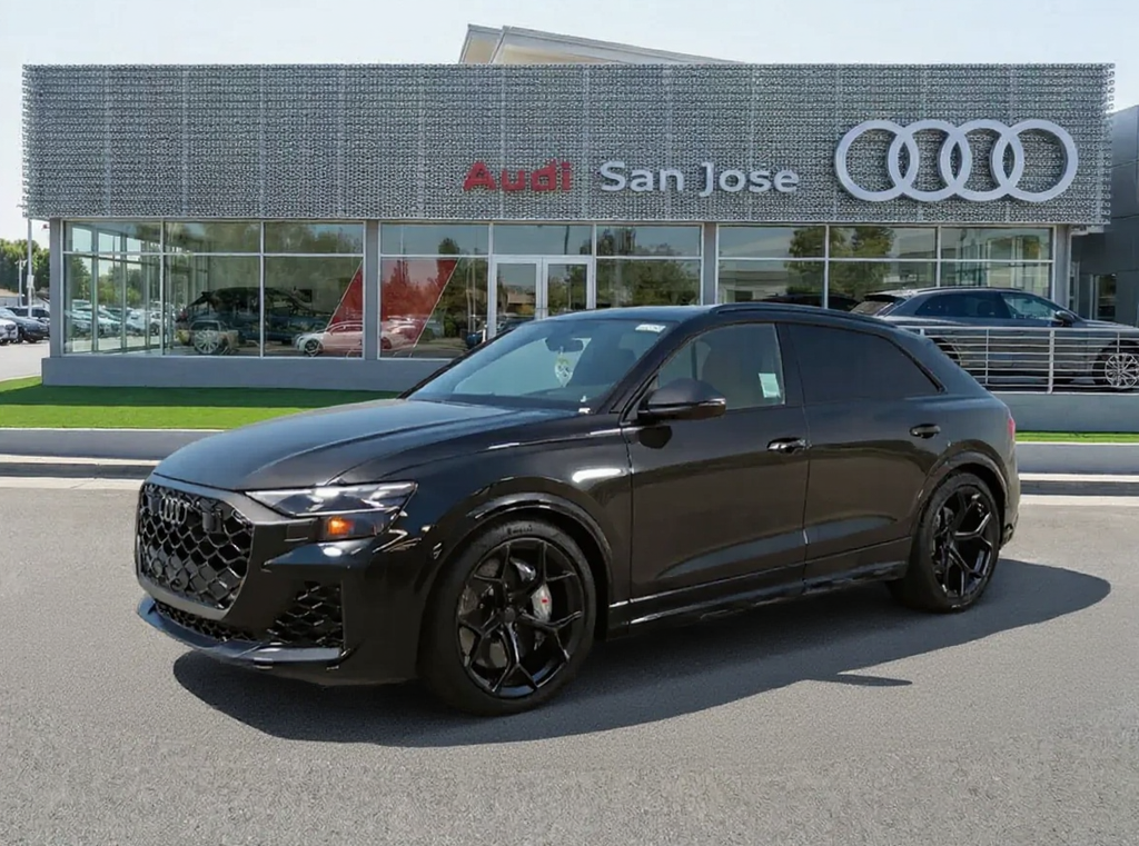 Thumbnail: 2026 Audi RS Q8 - 1