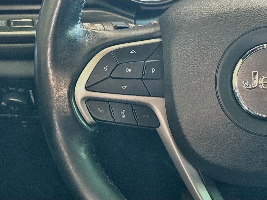 Thumbnail: 2021 Jeep Grand Cherokee - 11