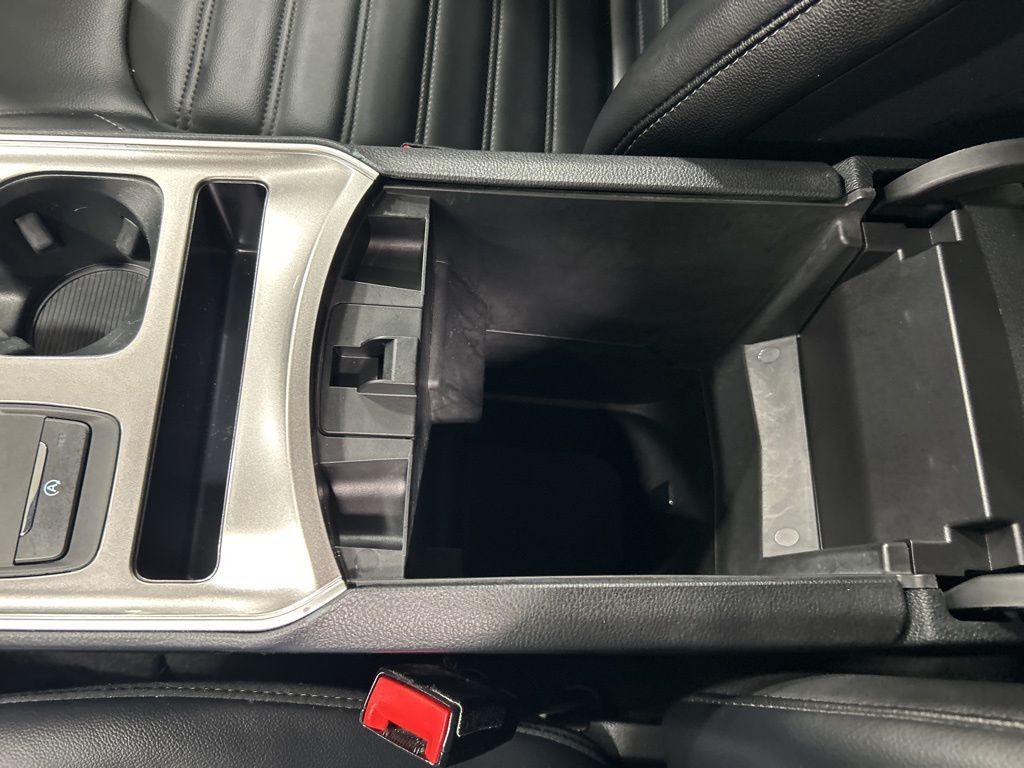 used 2024 Ford Edge car, priced at $29,837