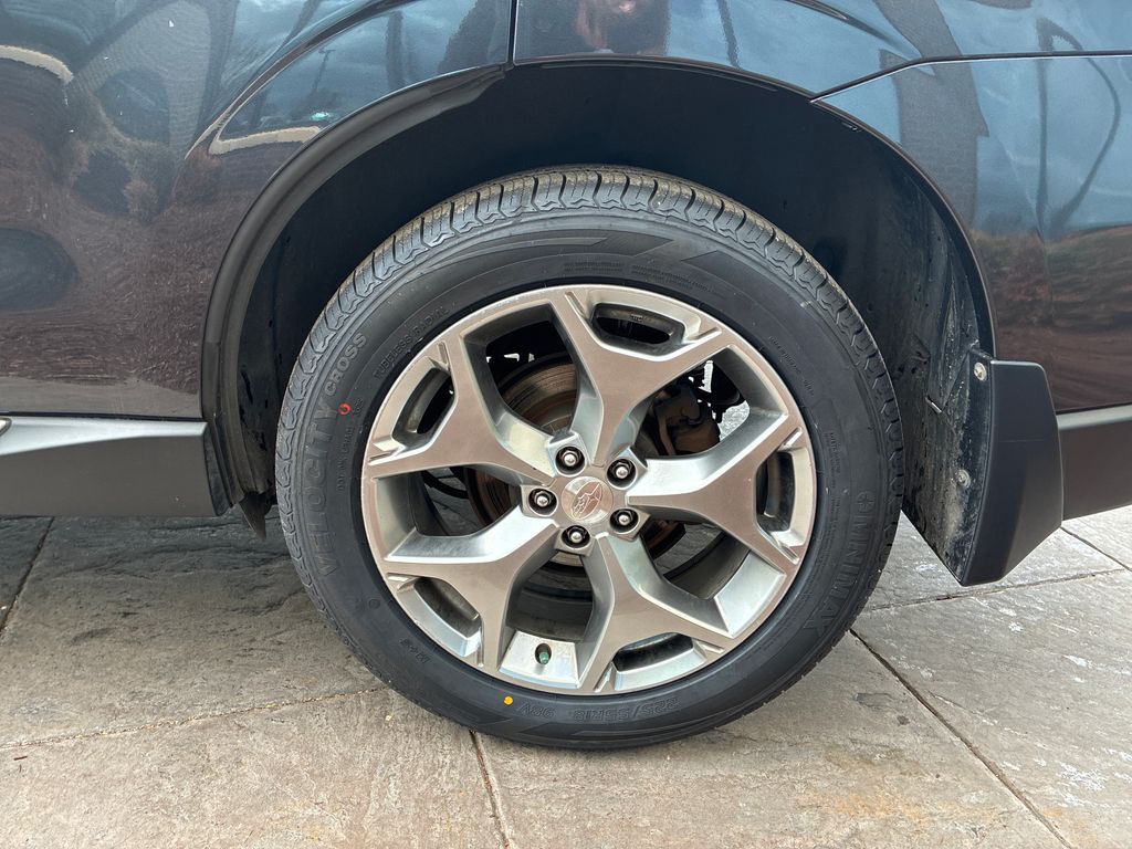 Used 2015 Gray Subaru 2.5i Touring image 11