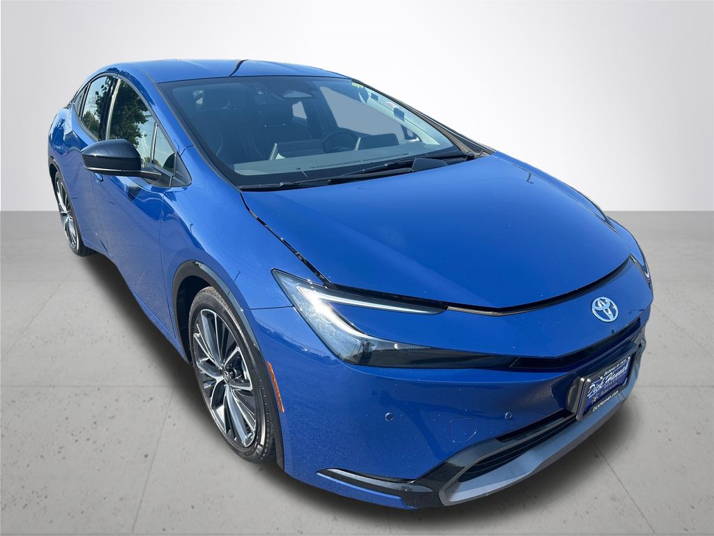 2024 Toyota Prius XLE