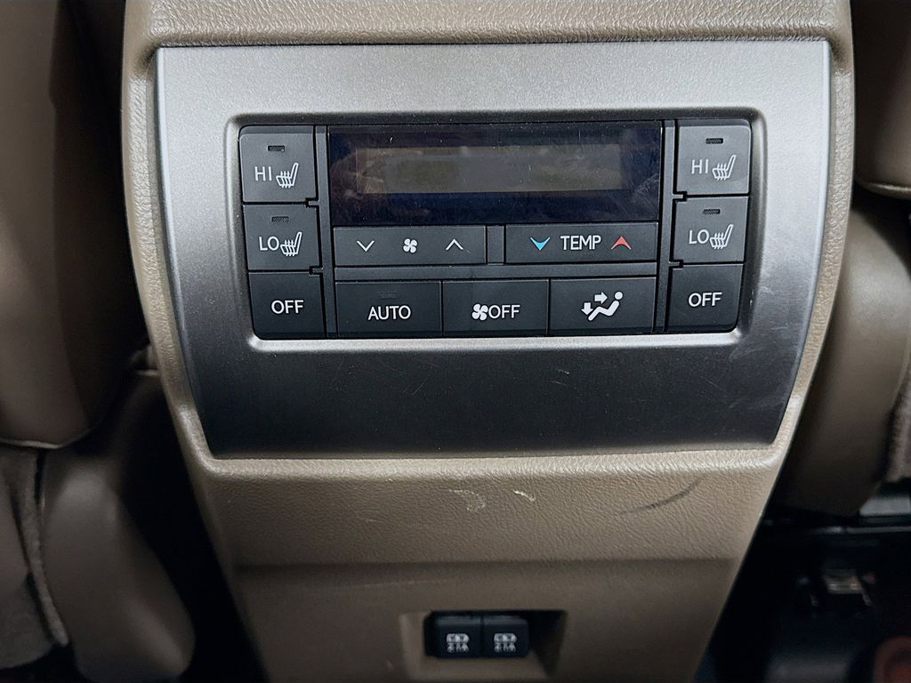 Thumbnail: 2023 Lexus GX - 27